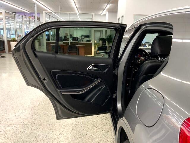 Used 2018 Mercedes-Benz GLA 250 4MATIC image 29