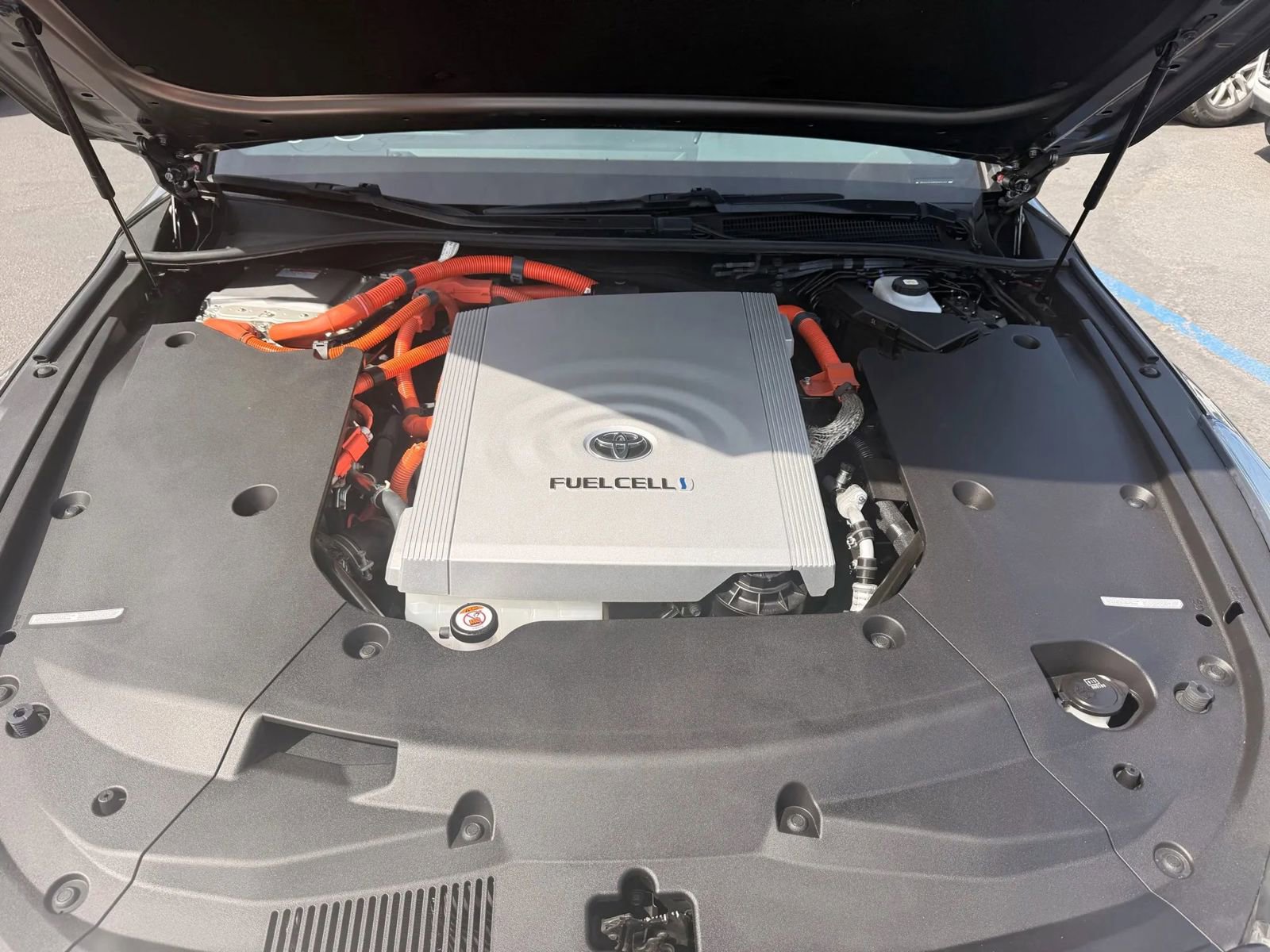 Used 2023 Toyota Mirai w/ Advanced Technology Package RWD image 13