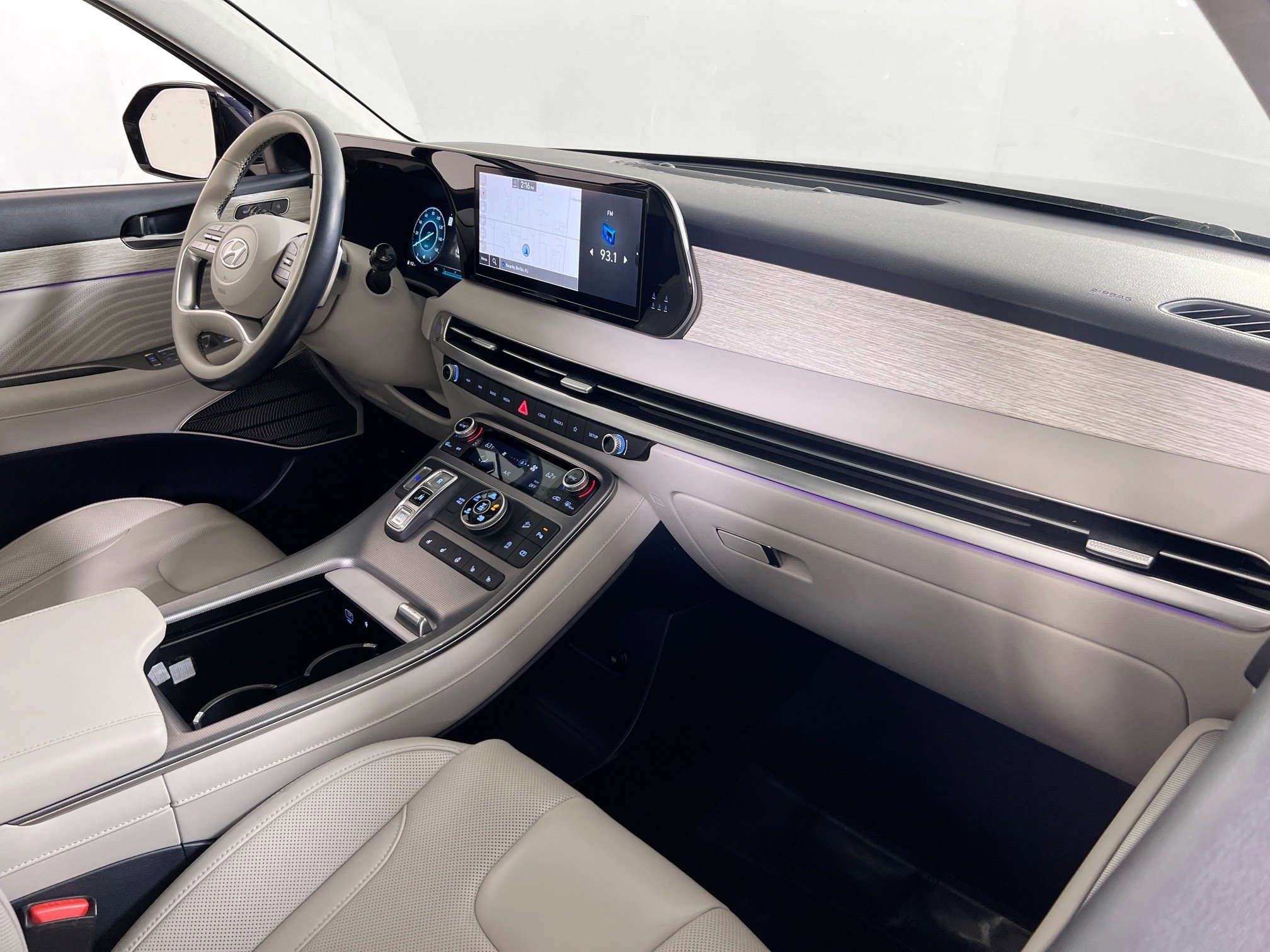 Used 2023 Hyundai Palisade Calligraphy image 30