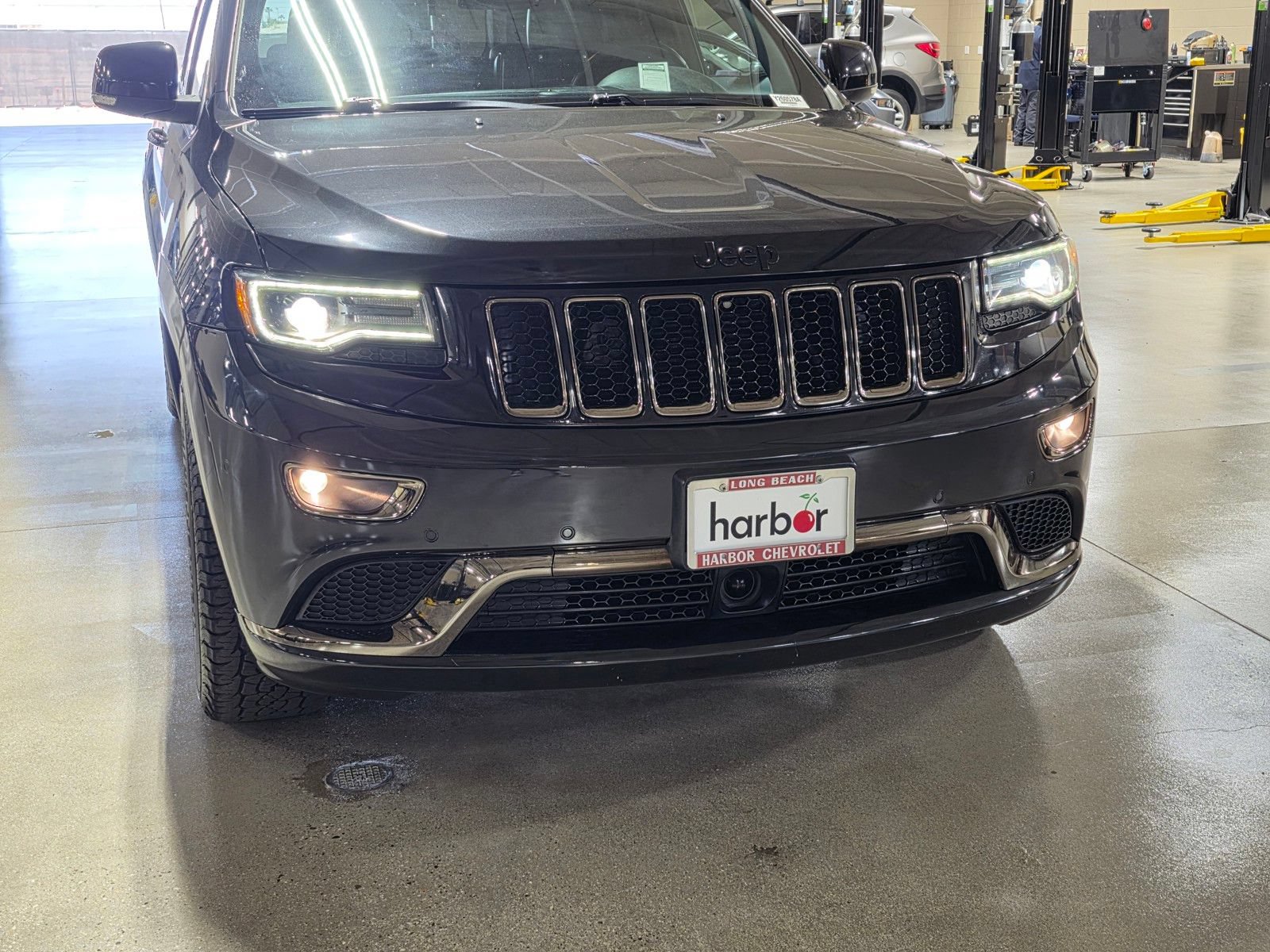 Used 2016 Jeep Grand Cherokee High Altitude AWD/4WD image 9