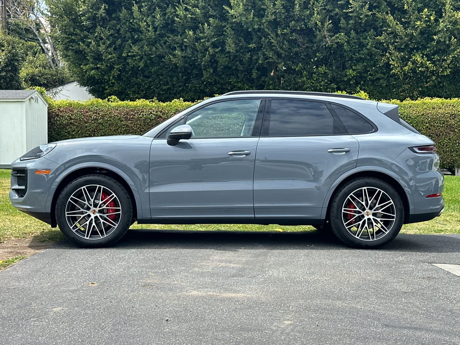 New 2026 Porsche Cayenne S AWD/4WD image 2