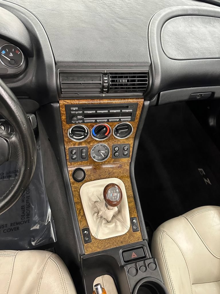 Used 2001 BMW Z3 3.0i RWD image 16