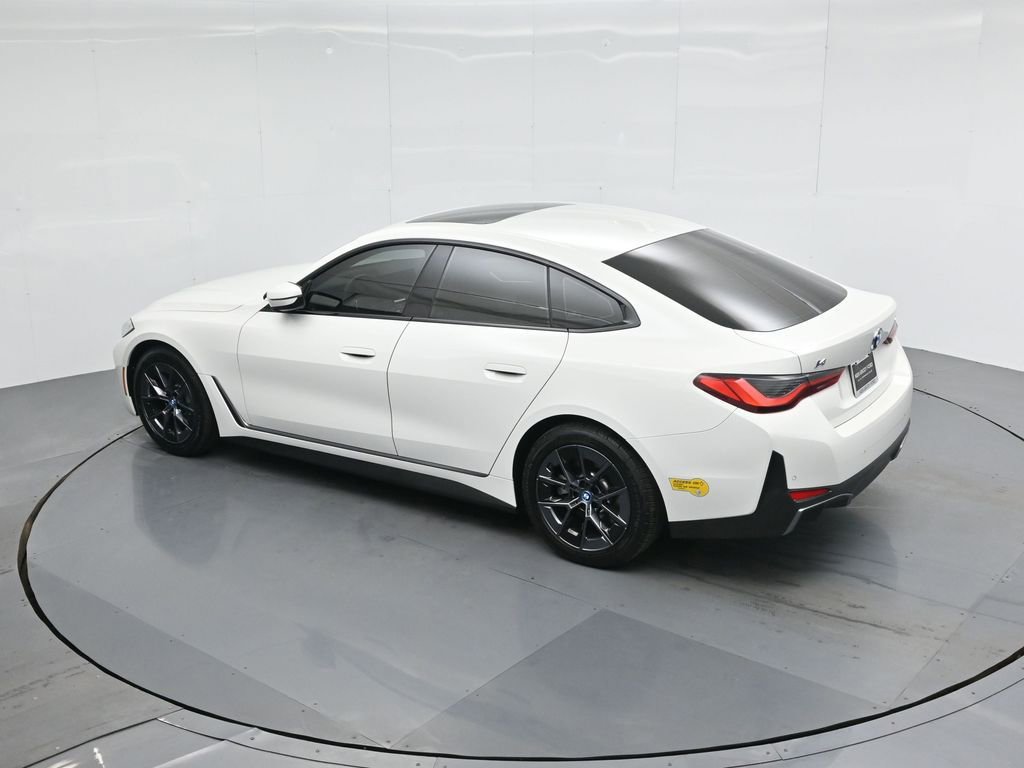 Used 2022 BMW i4 eDrive40 w/ Premium Package image 42