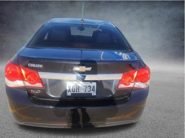 Used 2012 Chevrolet Cruze LS w/ Connectivity Package FWD image 5