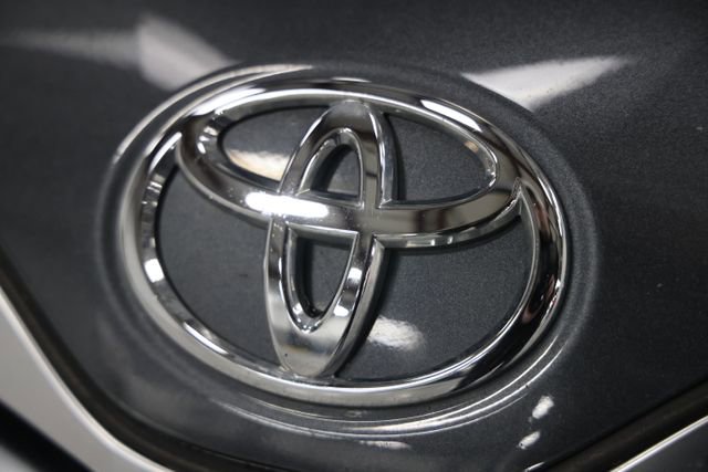 Used 2011 Toyota Venza AWD w/ Convenience Pkg image 4