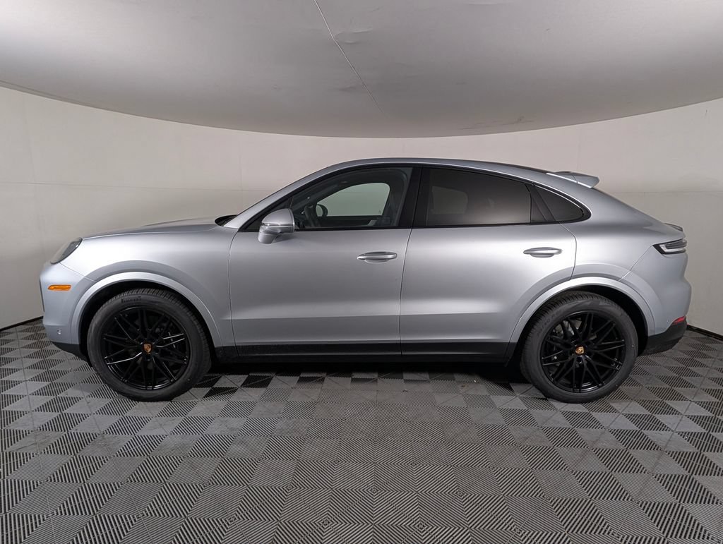 New 2026 Porsche Cayenne Coupe AWD/4WD image 2