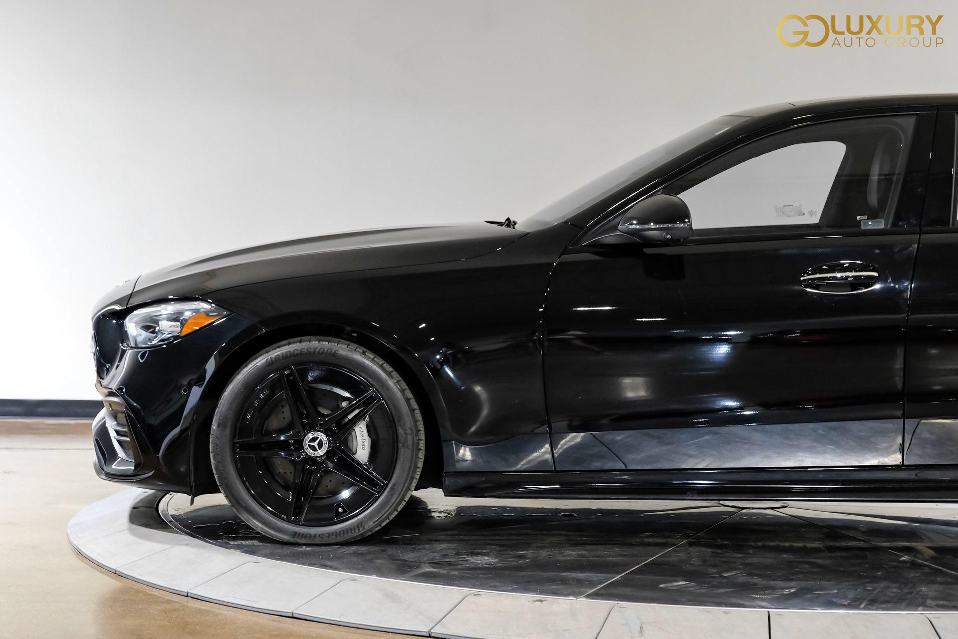 Used 2025 Mercedes-Benz C 300 4MATIC Sedan w/ AMG Line w/ Night Package image 13