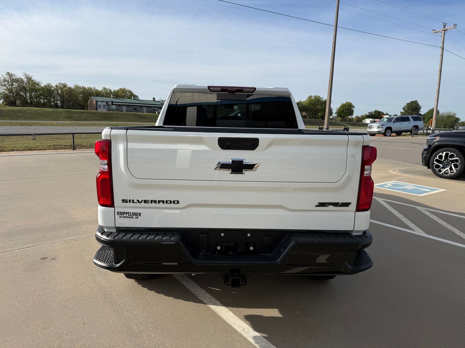 Used 2025 Chevrolet Silverado 1500 ZR2 w/ Technology Package AWD/4WD image 4