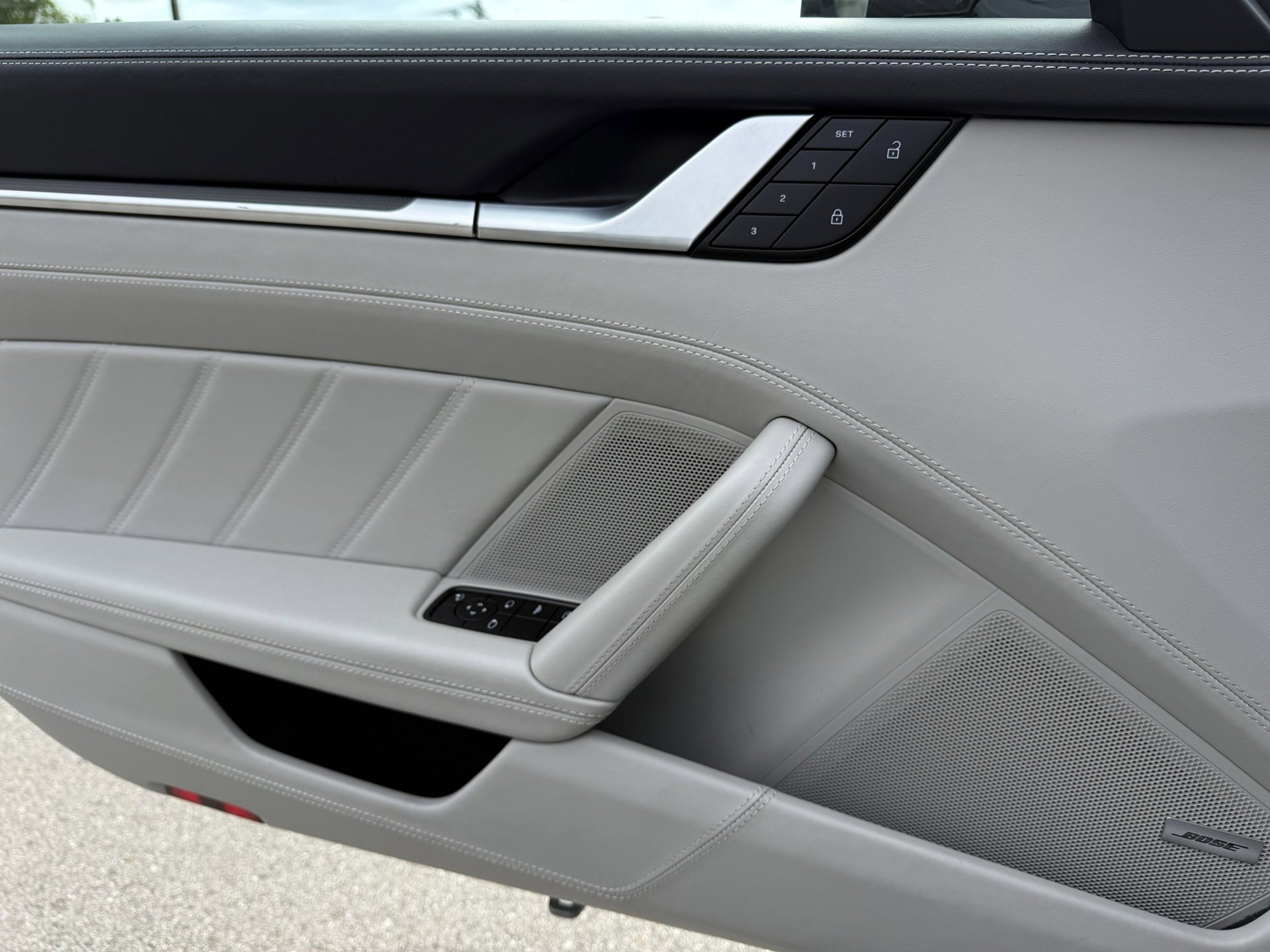 Certified 2022 Porsche 911 Turbo S image 27