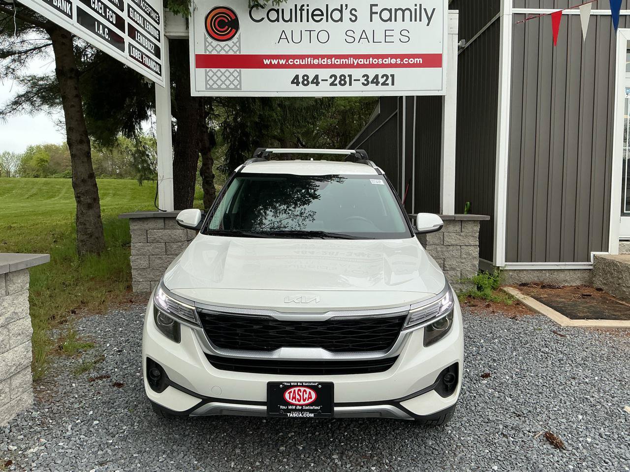 Used 2023 Kia Seltos S AWD/4WD image 2