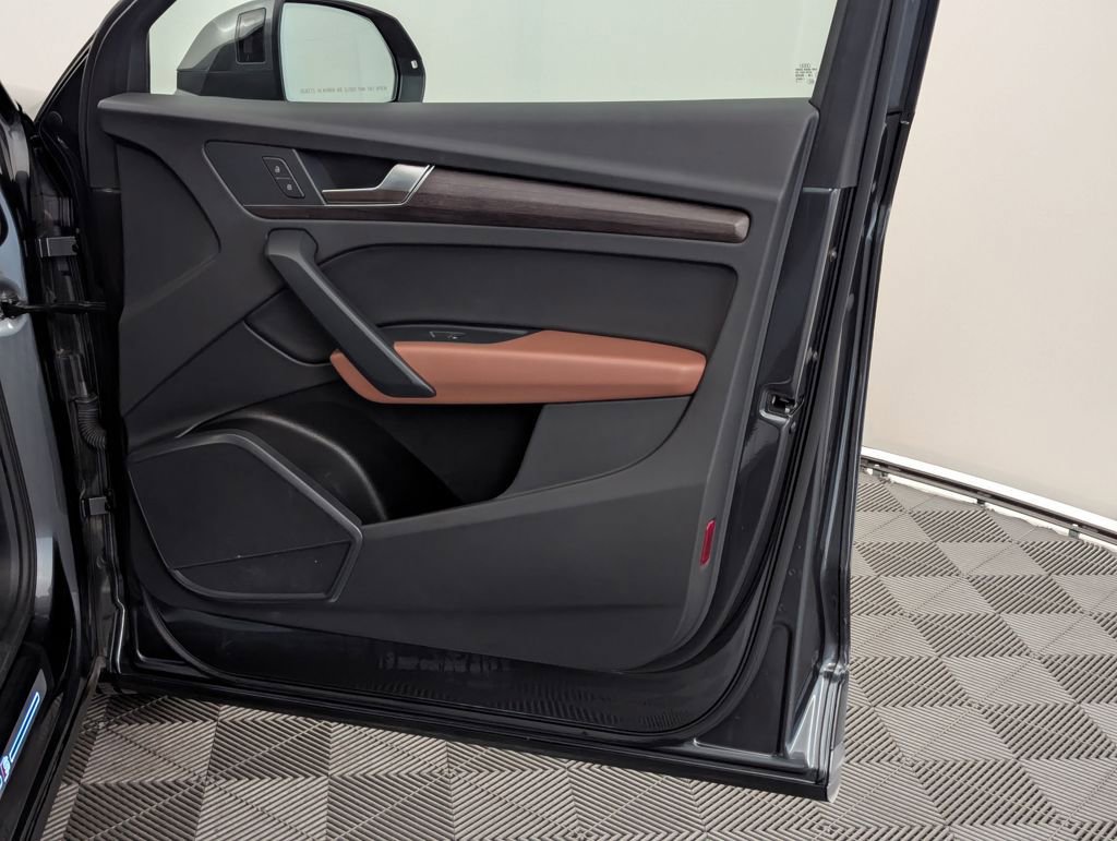 Used 2022 Audi Q5 2.0T Premium w/ Convenience Package image 52