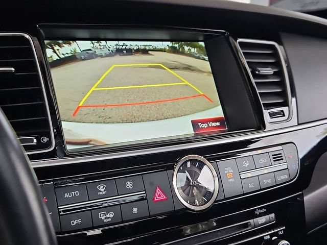 Used 2017 Kia K900 Premium RWD image 17