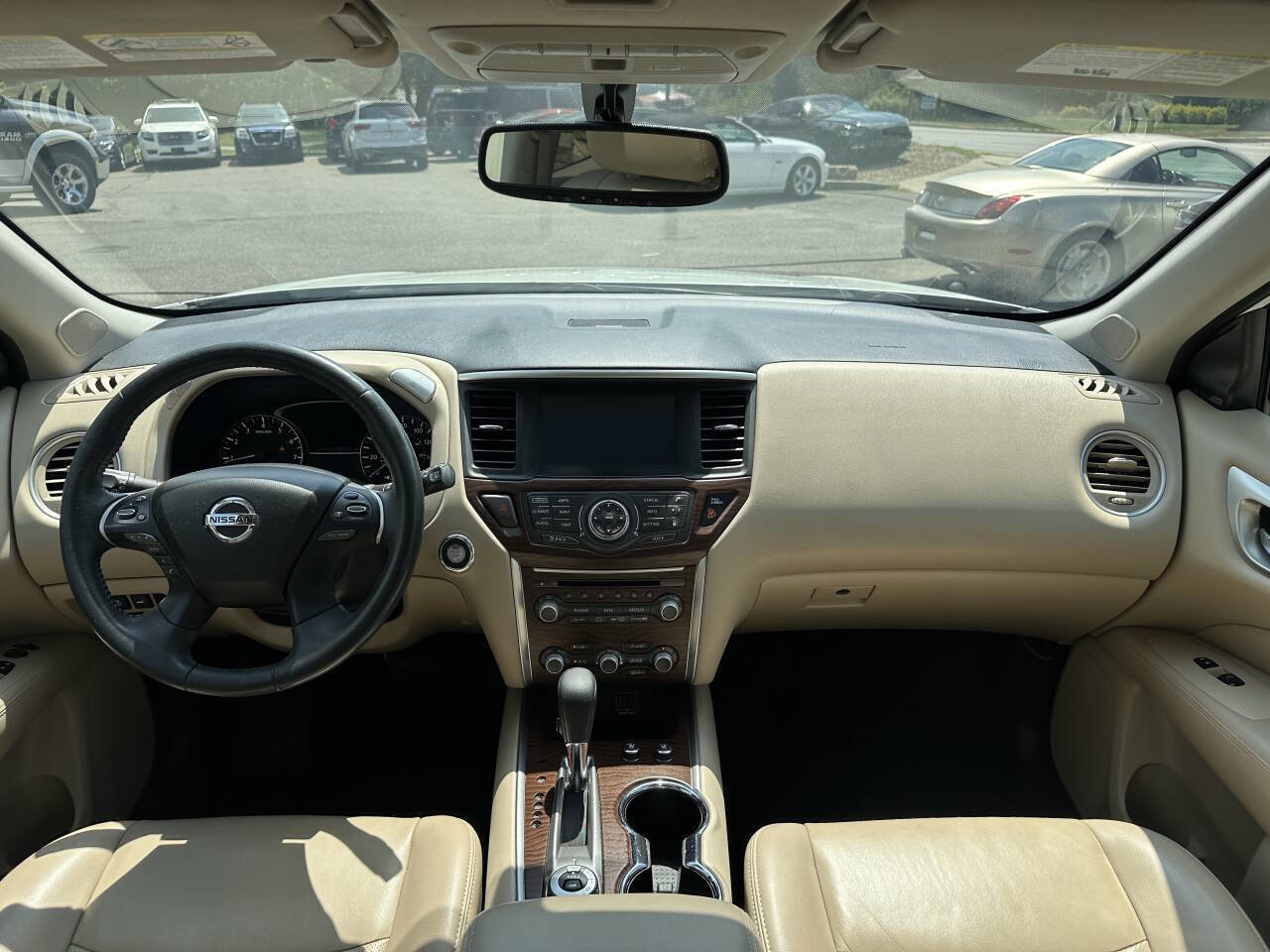 Used 2018 Nissan Pathfinder Platinum image 29