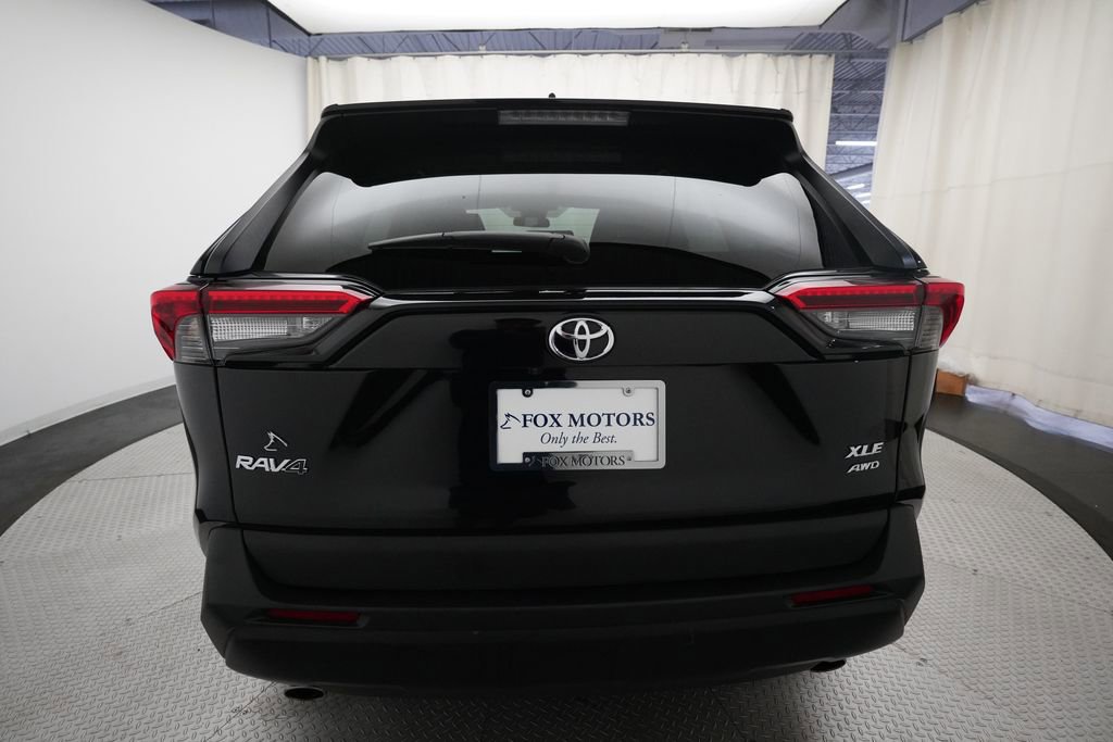 Used 2025 Toyota RAV4 XLE image 24
