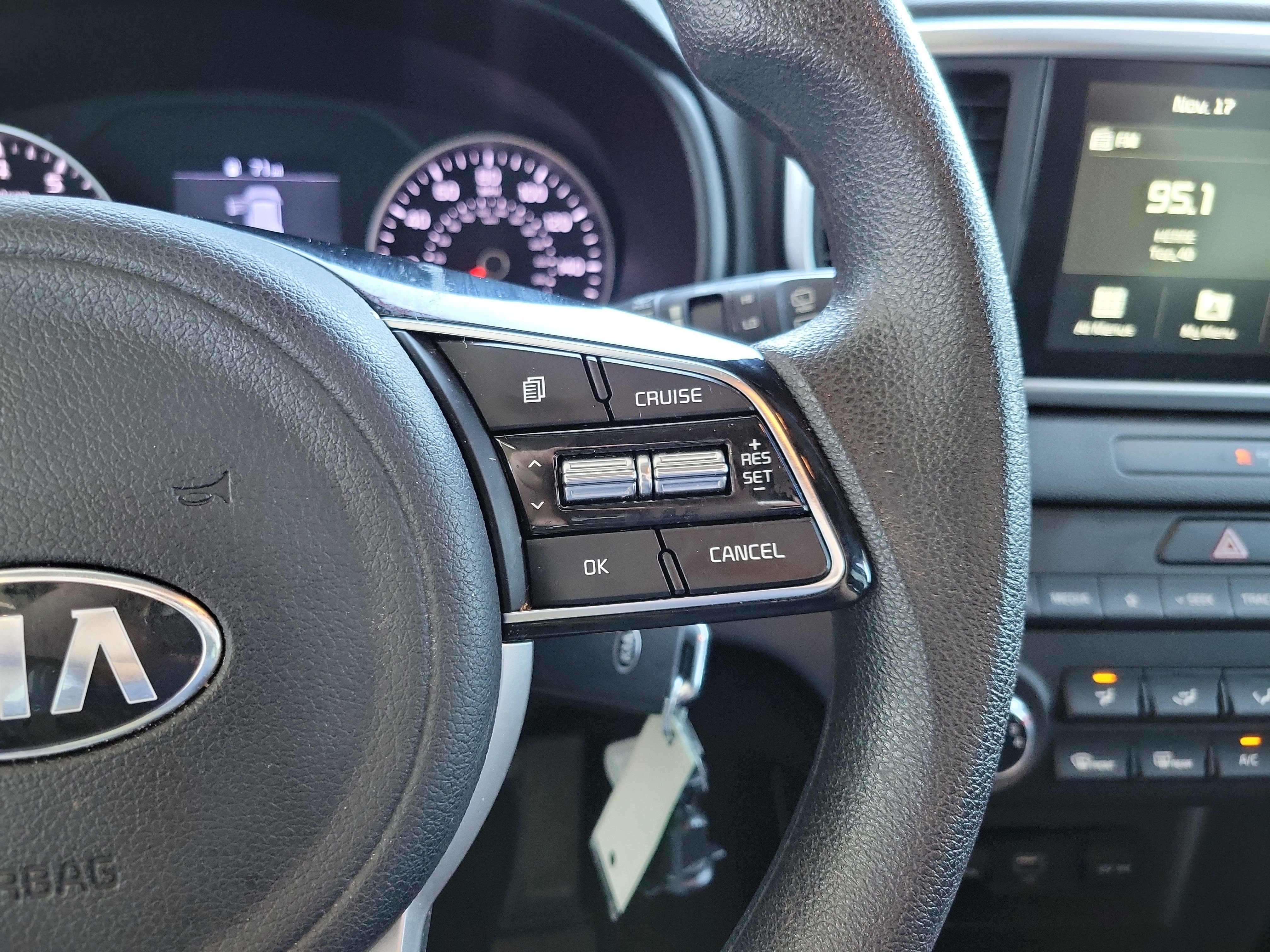 Used 2021 Kia Sportage LX image 18