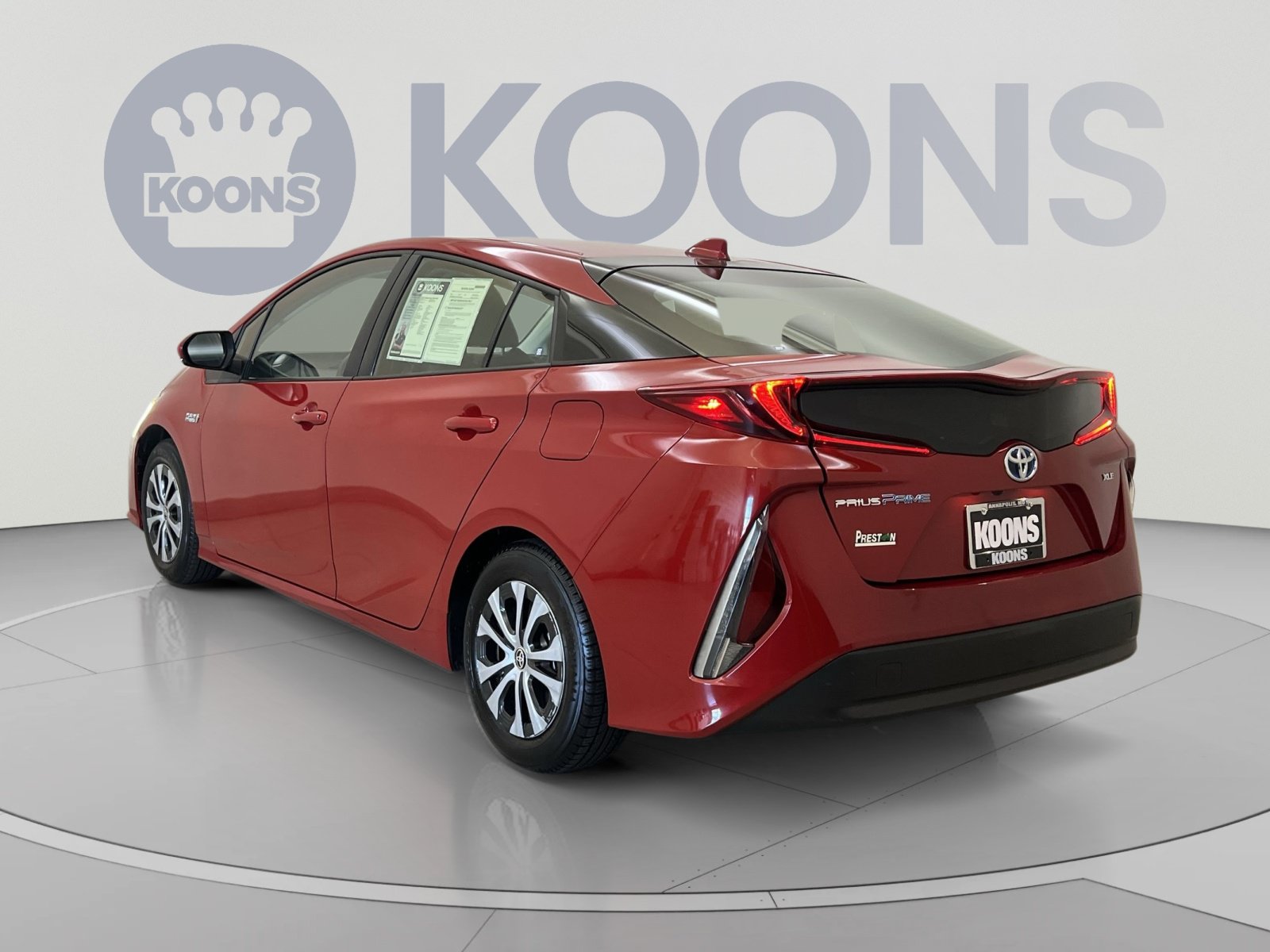 Used 2021 Toyota Prius Prime XLE w/ Carpet Mat Package (TMS) FWD image 7