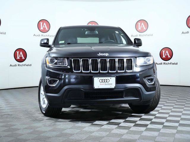 Used 2016 Jeep Grand Cherokee Laredo AWD/4WD image 3