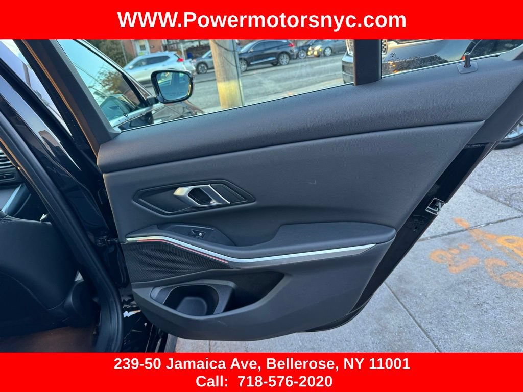 Used 2024 BMW 330i Sedan w/ Convenience Package RWD image 26