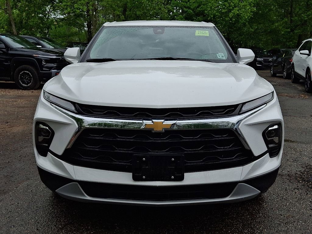Used 2023 Chevrolet Blazer LT w/ Driver Confidence Package AWD/4WD image 2