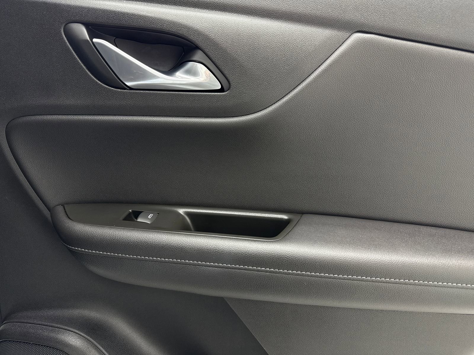 Used 2021 Chevrolet Blazer LT w/ LPO, Floor Liner Package image 46