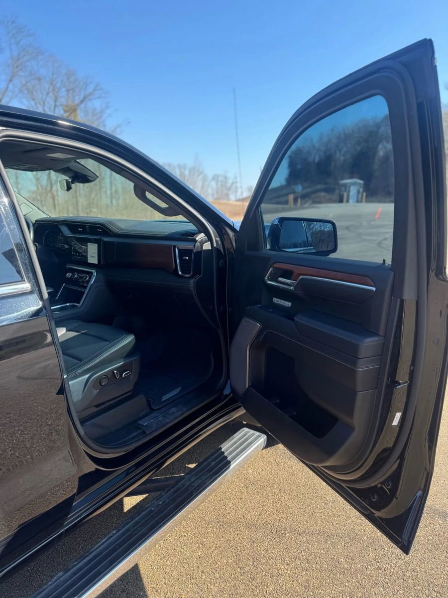 Used 2023 GMC Sierra 1500 Denali image 30