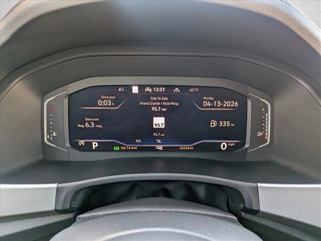 Used 2022 Volkswagen Atlas SEL R-Line AWD/4WD image 11