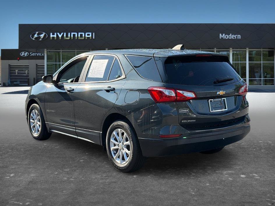 Used 2020 Chevrolet Equinox LS w/ LS Convenience Package FWD image 5