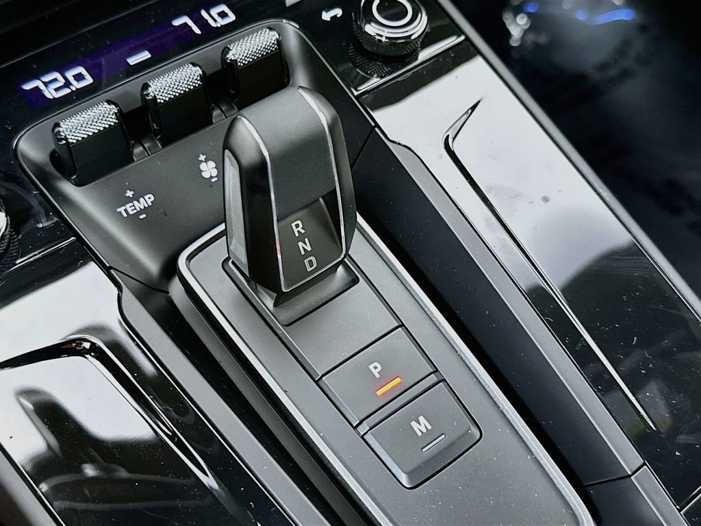 Certified 2026 Porsche 911 GTS RWD image 18