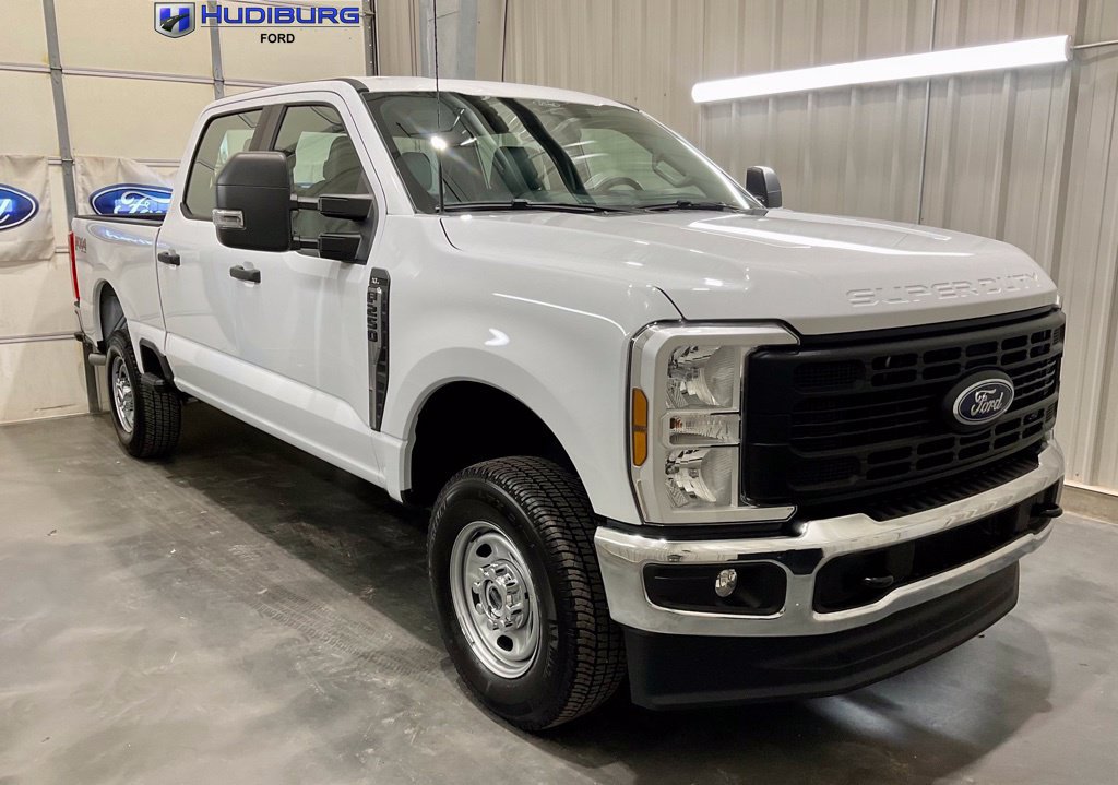 Used 2025 Ford F250 XL w/ FX4 Off-Road Package AWD/4WD image 1