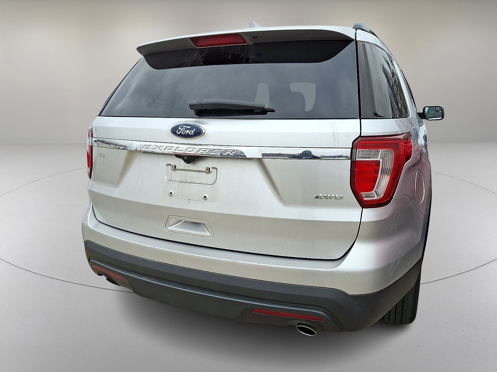 Used 2017 Ford Explorer image 8