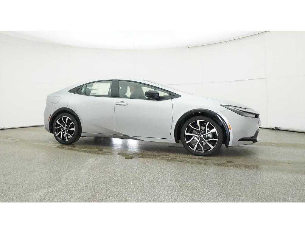 New 2025 Toyota Prius Plug-In Hybrid FWD image 28