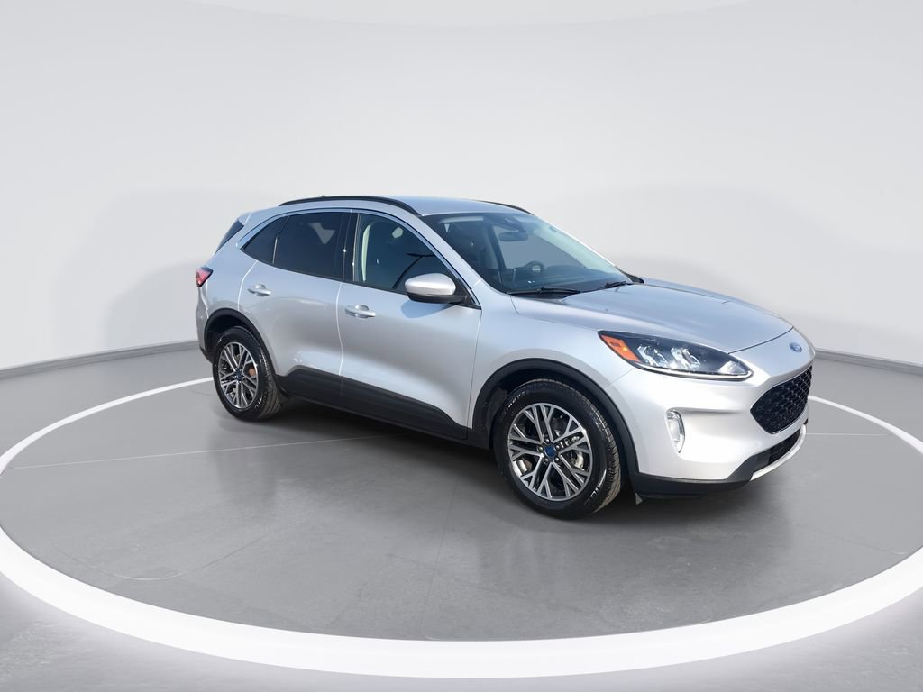 Used 2020 Ford Escape SEL FWD image 2