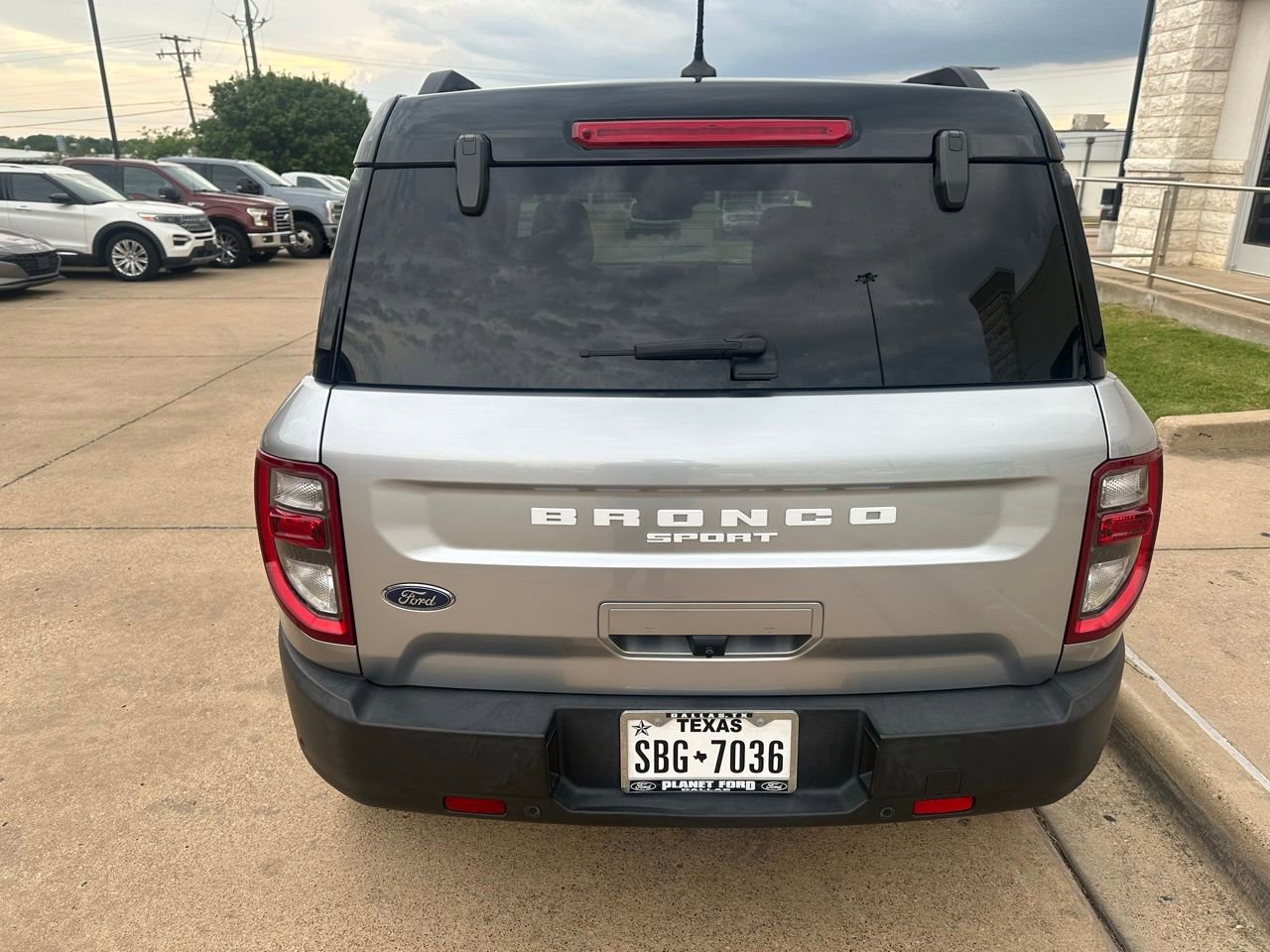 Used 2021 Ford Bronco Sport Outer Banks AWD/4WD image 2