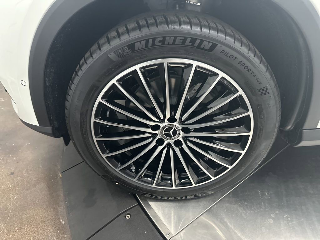 New 2026 Mercedes-Benz GLC 300 image 33