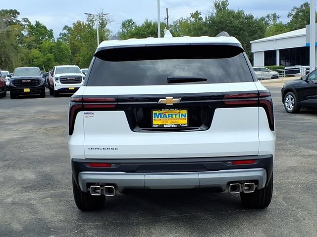 New 2027 Chevrolet Traverse LT FWD image 6