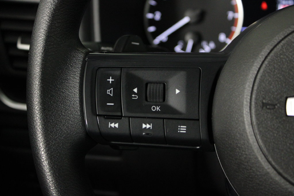Certified 2023 Nissan Rogue S FWD image 27