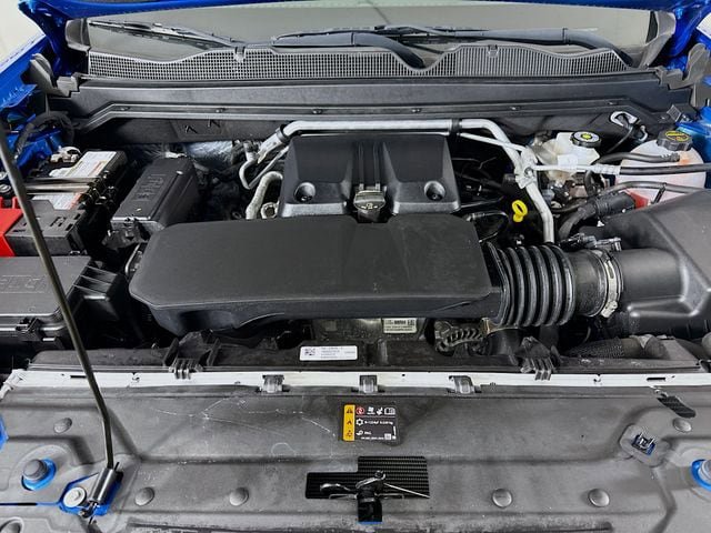Used 2024 Chevrolet Colorado ZR2 AWD/4WD image 31