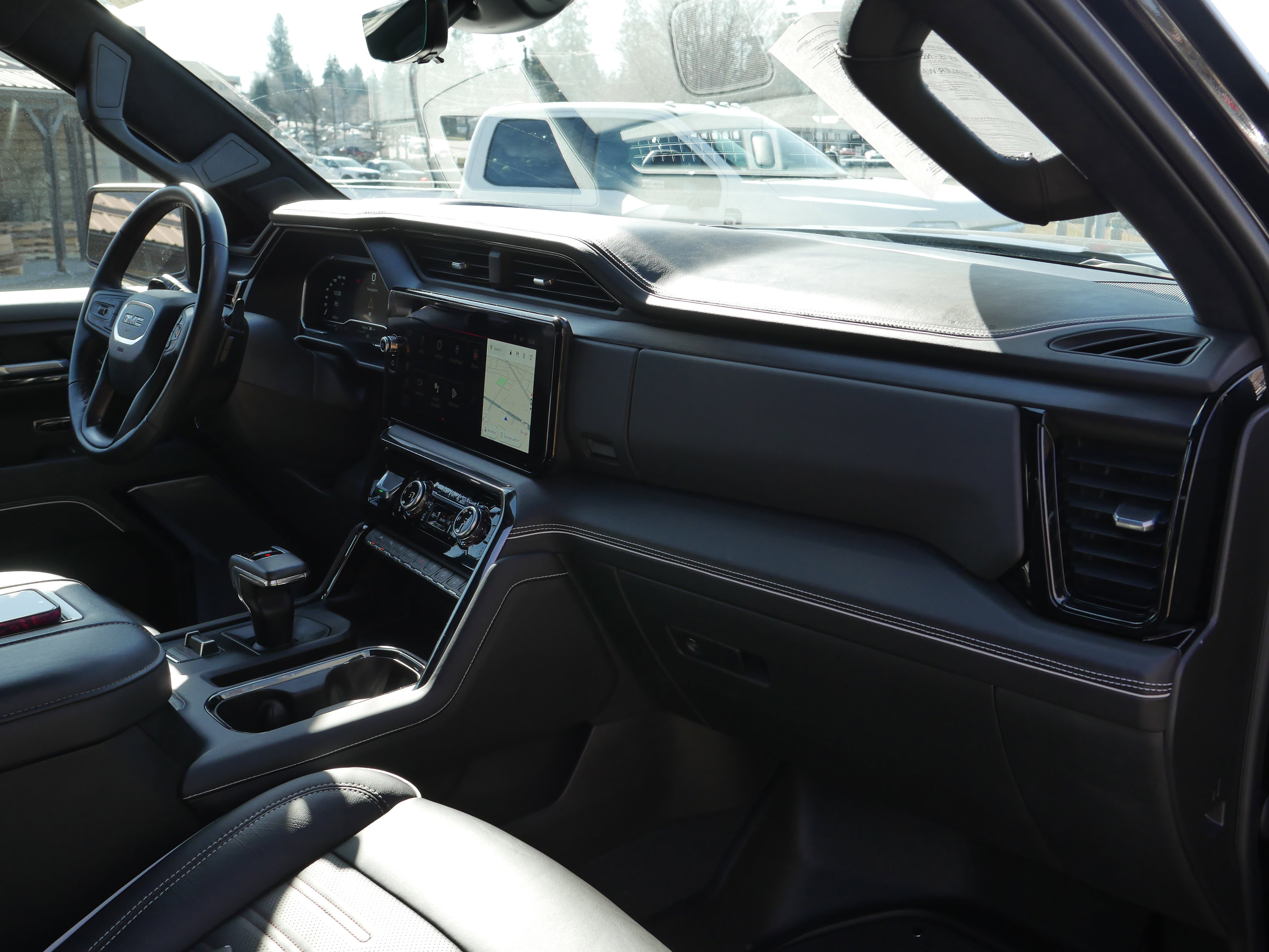 Used 2022 GMC Sierra 1500 AT4X image 33