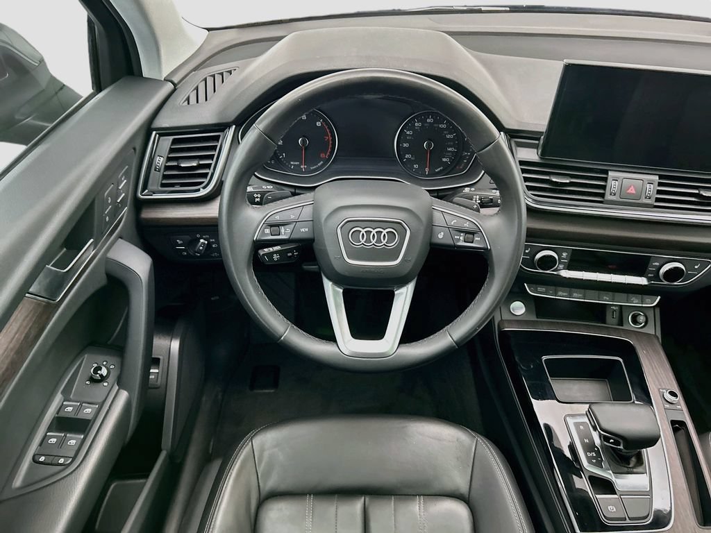 Certified 2023 Audi Q5 2.0T Premium w/ Convenience Package AWD/4WD image 10