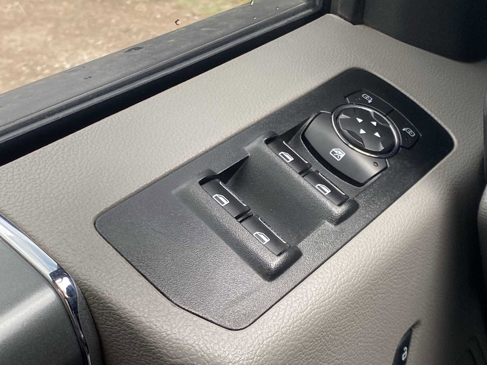 Used 2018 Ford F150 XLT w/ Equipment Group 302A Luxury AWD/4WD image 20