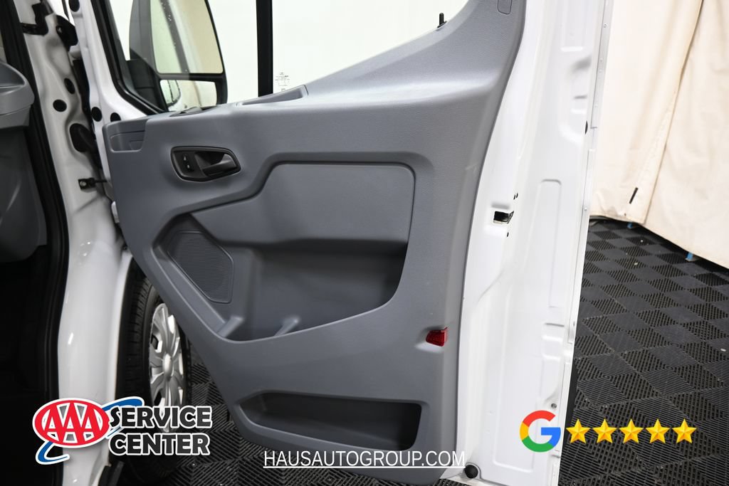 Used 2015 Ford Transit 150 130 Low Roof RWD image 19