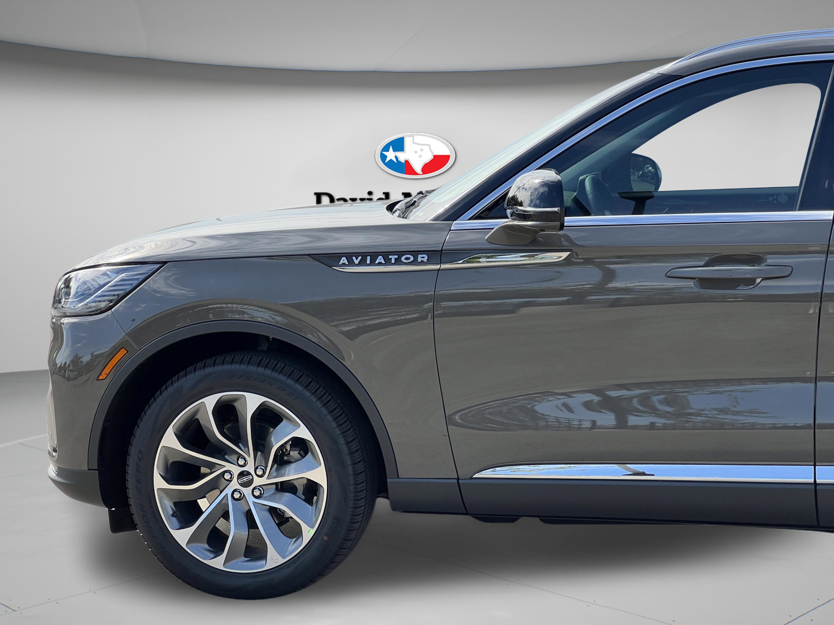 New 2025 Lincoln Aviator Reserve RWD image 30