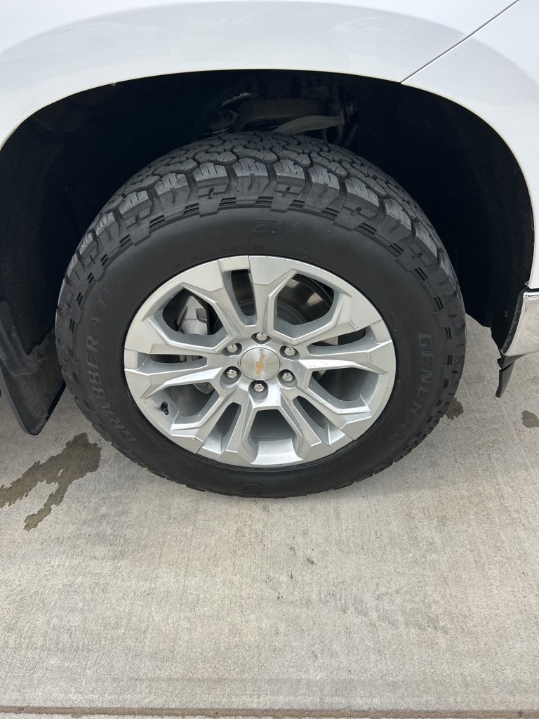 Used 2024 Chevrolet Silverado 1500 LTZ image 17