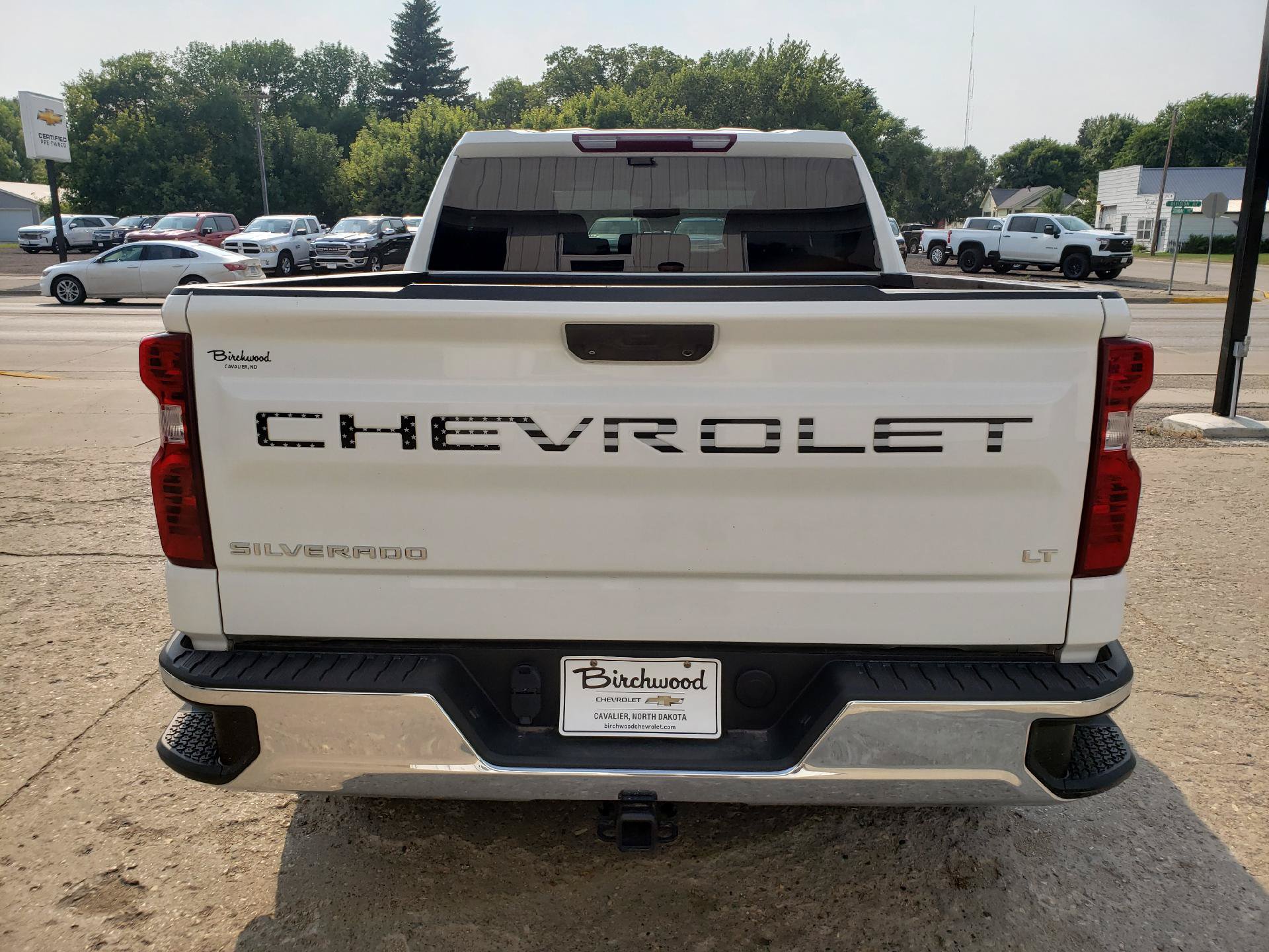 Used 2022 Chevrolet Silverado 1500 LT w/ Protection Package AWD/4WD image 4