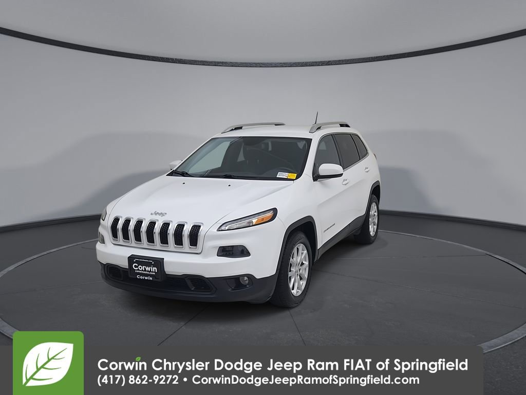 Used 2018 Jeep Cherokee Latitude w/ Cold Weather Group image 6