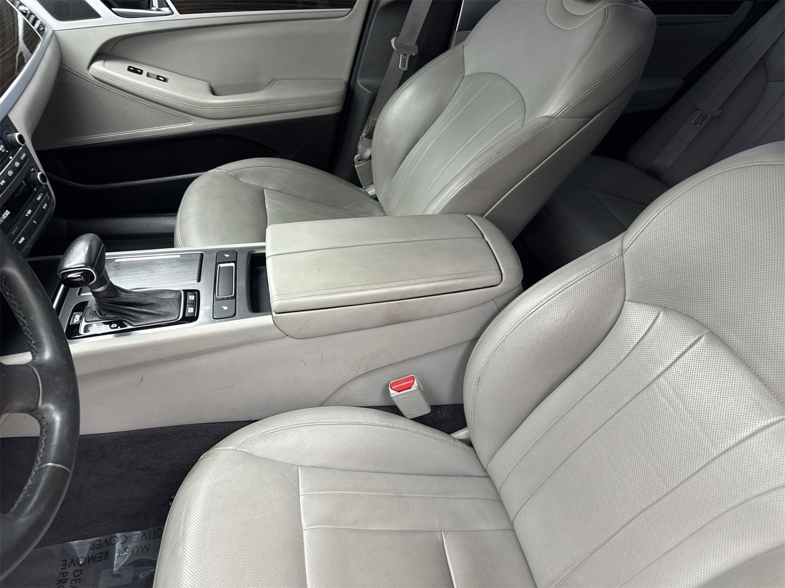 Used 2019 Genesis G80 3.8 image 35