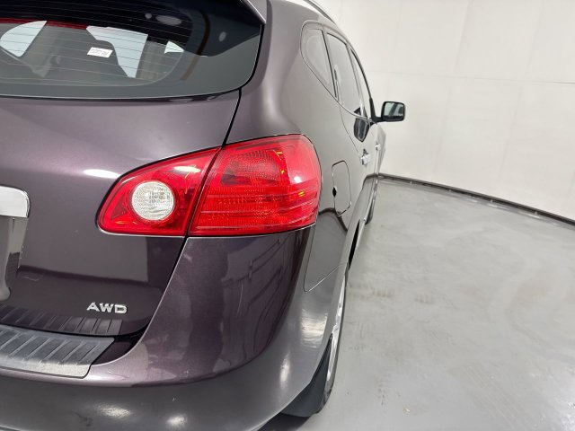 Used 2015 Nissan Rogue S w/ Convenience Package AWD/4WD image 29