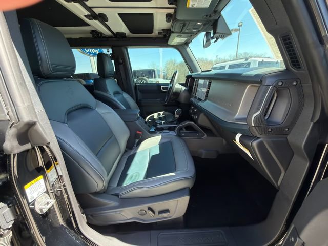 Used 2024 Ford Bronco Outer Banks image 9