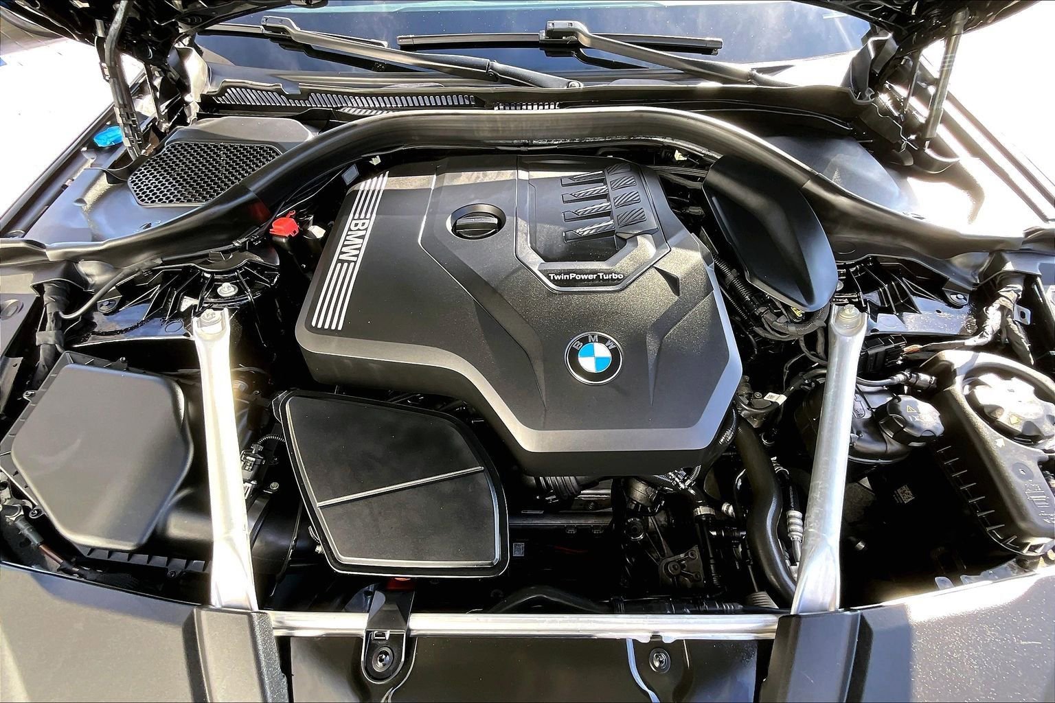 Used 2023 BMW 530i w/ Convenience Package image 10
