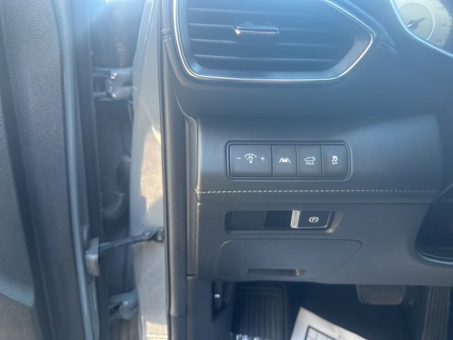 Used 2022 Hyundai Santa Fe Limited image 18